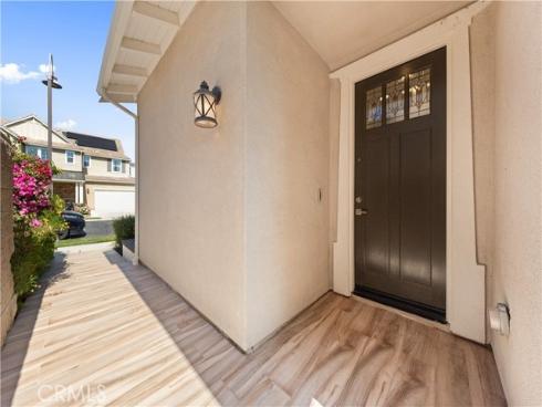 60  Harlow  , Irvine, CA