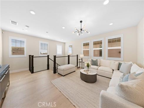 60  Harlow  , Irvine, CA