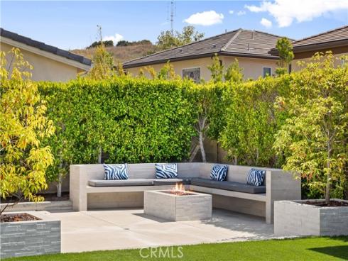 60  Harlow  , Irvine, CA