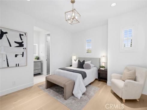 25 Twiggs , Irvine, CA