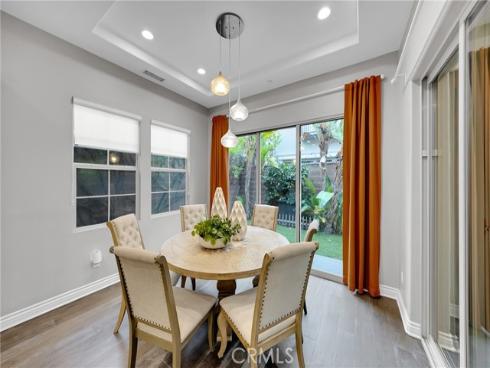 60 Dunmore , Irvine, CA