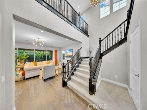 60 Dunmore , Irvine, CA