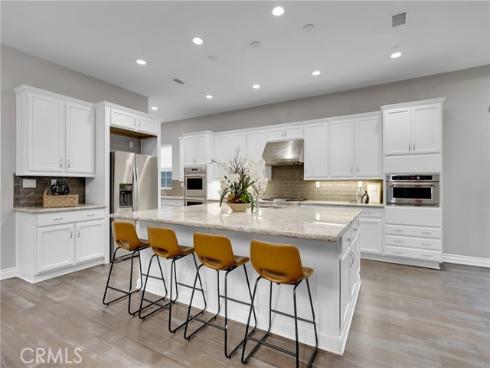 60 Dunmore , Irvine, CA