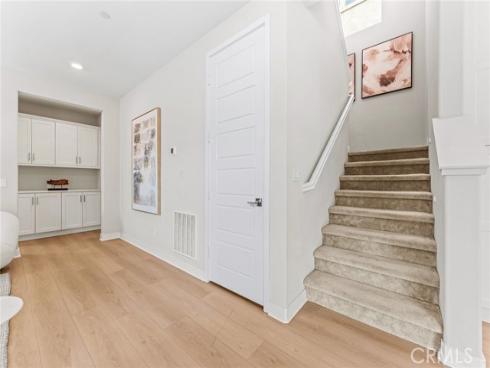 352 Chorus , Irvine, CA