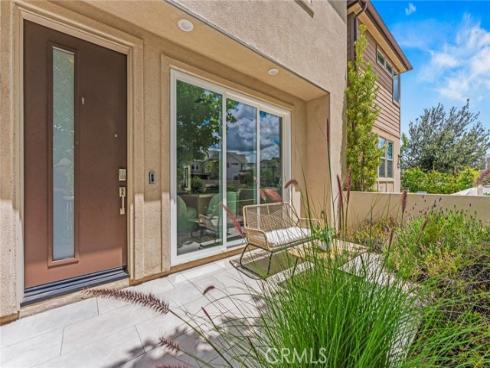 352 Chorus , Irvine, CA