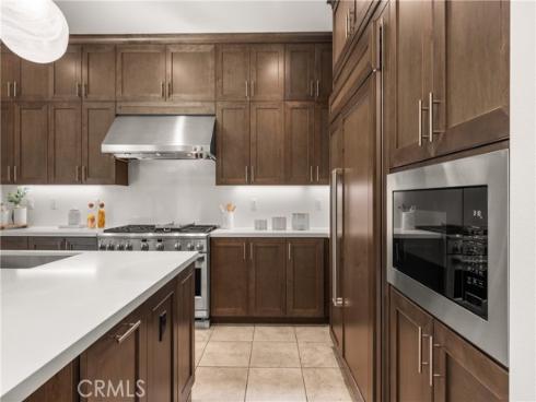 65  Glacier Valley  , Irvine, CA