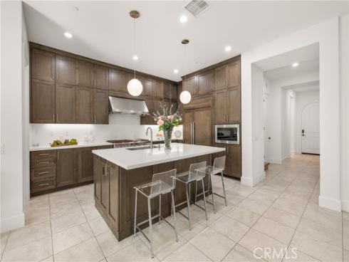 65  Glacier Valley  , Irvine, CA