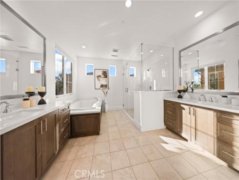 65  Glacier Valley  , Irvine, CA
