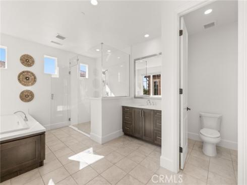 65  Glacier Valley  , Irvine, CA