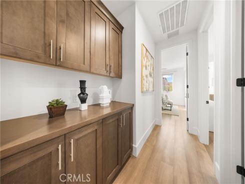 65  Glacier Valley  , Irvine, CA