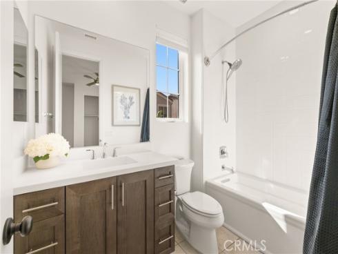 65  Glacier Valley  , Irvine, CA