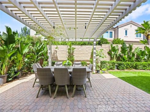65  Glacier Valley  , Irvine, CA