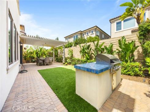 65  Glacier Valley  , Irvine, CA