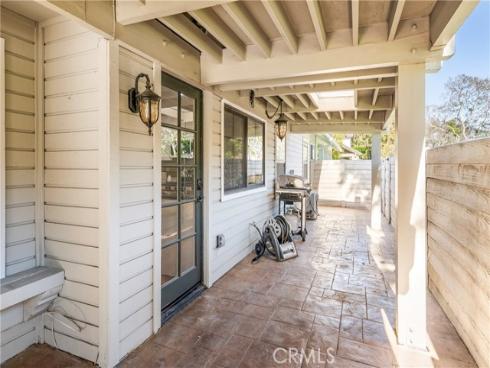 492 E Yale Loop , Irvine, CA