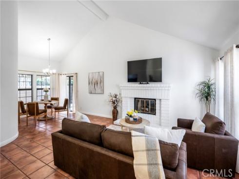 492 E Yale Loop , Irvine, CA