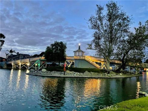 492 E Yale Loop , Irvine, CA