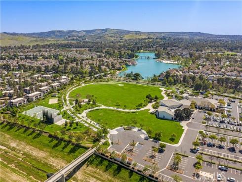 492 E Yale Loop , Irvine, CA