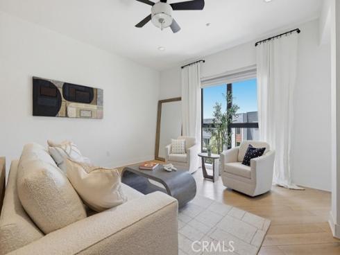 402 S Rockefeller 406 , Irvine, CA