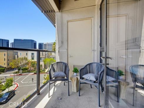 402 S Rockefeller 406 , Irvine, CA