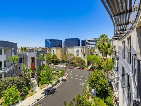 402 S Rockefeller 406 , Irvine, CA