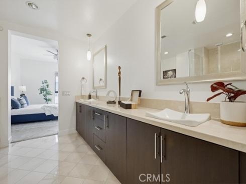 402 S Rockefeller 406 , Irvine, CA