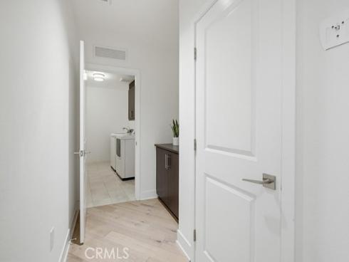 402 S Rockefeller 406 , Irvine, CA