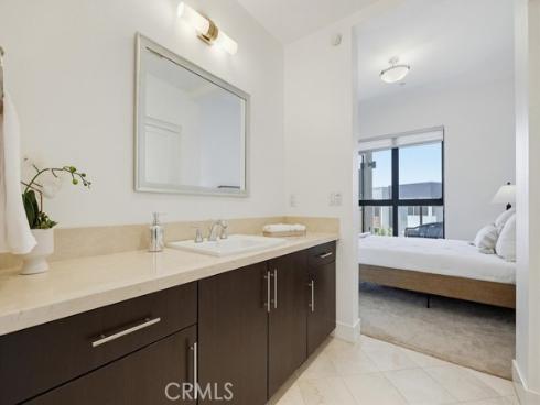 402 S Rockefeller 406 , Irvine, CA