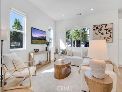 157 Sawbuck , Irvine, CA