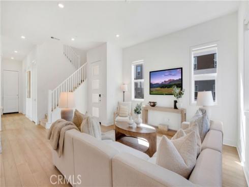 157 Sawbuck , Irvine, CA