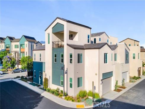 157 Sawbuck , Irvine, CA
