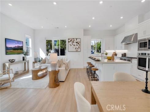 157 Sawbuck , Irvine, CA