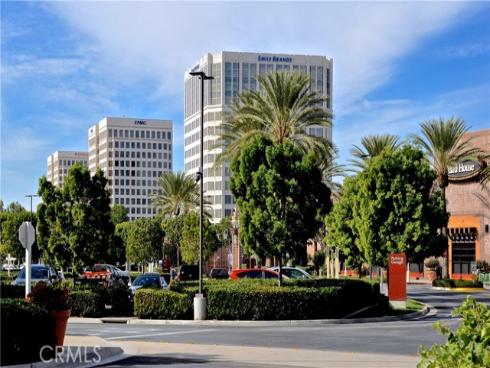 17 Canopy , Irvine, CA
