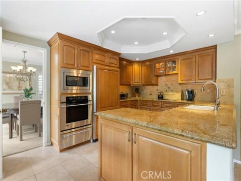 66 Emerald , Irvine, CA