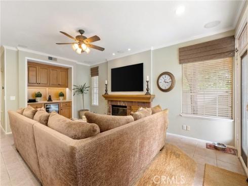 66 Emerald , Irvine, CA