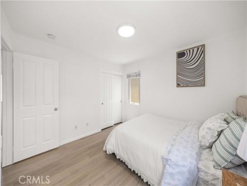 102 Chantilly , Irvine, CA