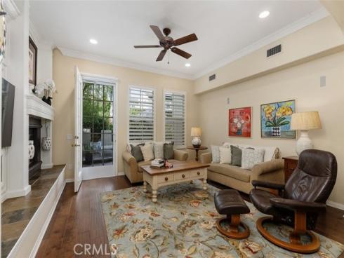 25  Carpenteria  , Irvine, CA