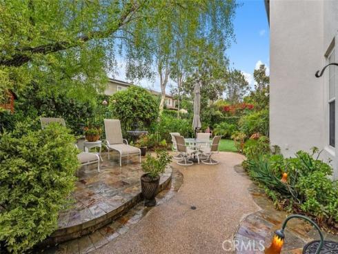 25  Carpenteria  , Irvine, CA