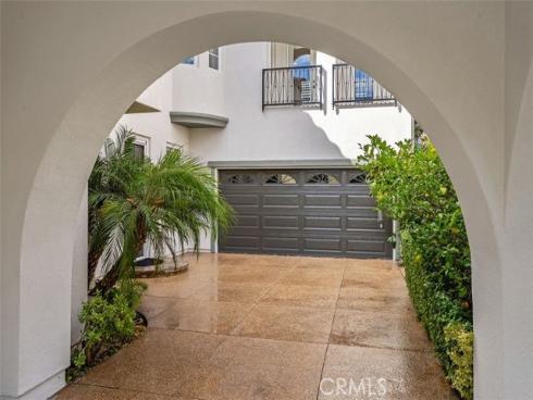 25  Carpenteria  , Irvine, CA
