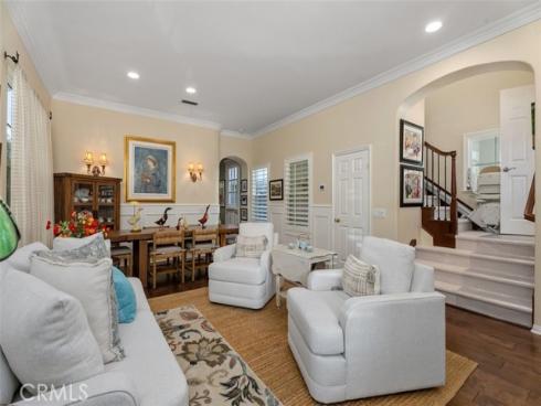 25  Carpenteria  , Irvine, CA