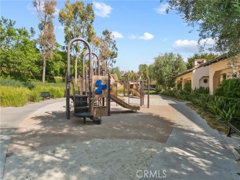 25  Carpenteria  , Irvine, CA