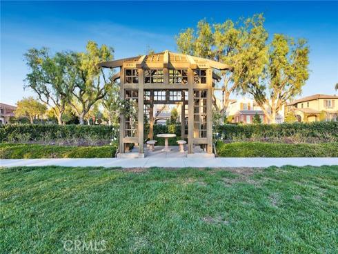 25  Carpenteria  , Irvine, CA