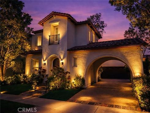 25  Carpenteria  , Irvine, CA