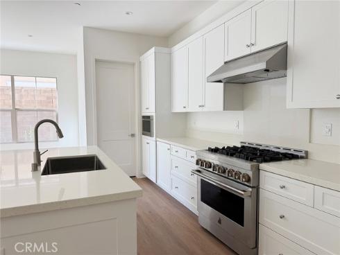 226  Maricopa  , Irvine, CA