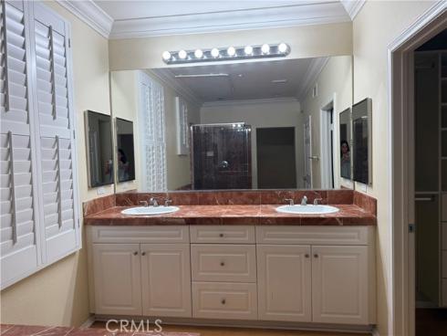 31 Regal , Irvine, CA