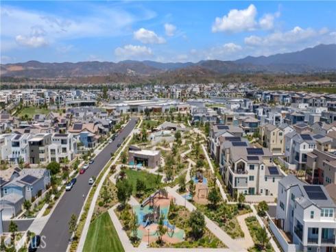 201 Briar Moon , Irvine, CA
