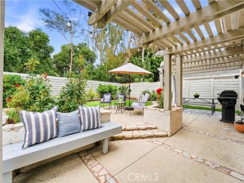 11 Shadowleaf , Irvine, CA