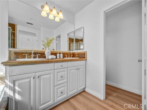 22 Arborside , Irvine, CA
