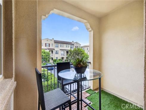 156  Capricorn  , Irvine, CA