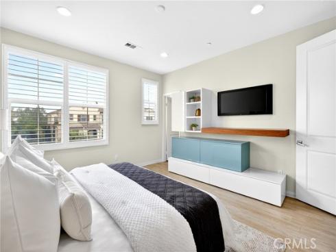156  Capricorn  , Irvine, CA