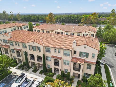 156  Capricorn  , Irvine, CA